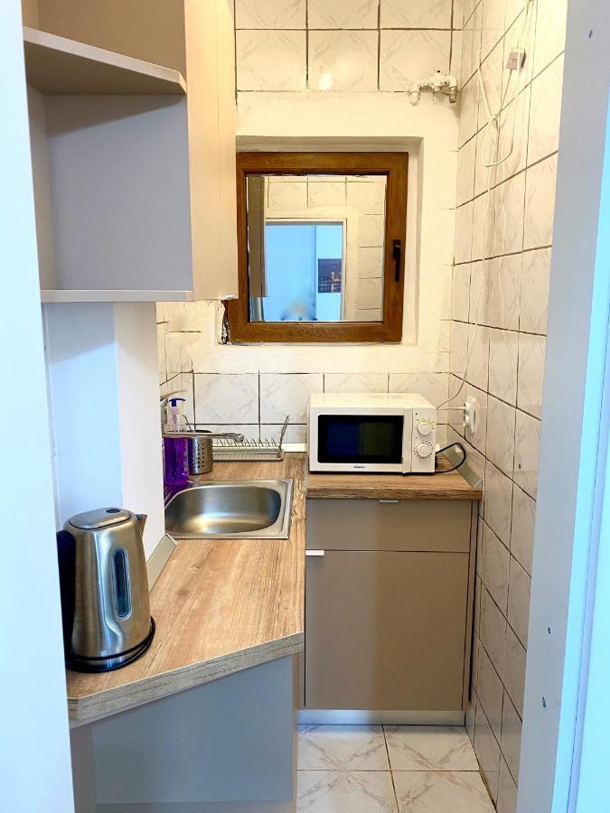 Charming Studio In Center Of Bucharest,ground Floor, Near Old Appartamento *